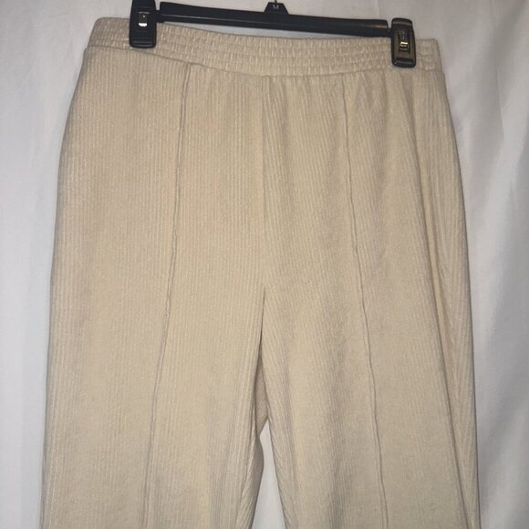 Aerie Cream Ribbed Corduroy Pull On Elastic Waist Wide Leg Flare Pants Med Short - Picture 2 of 11